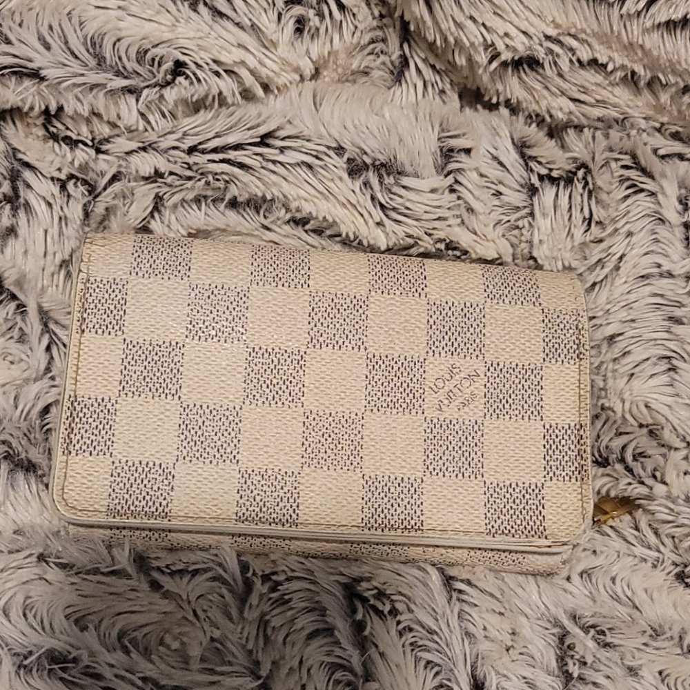 Louis Vuitton wallet D.A.